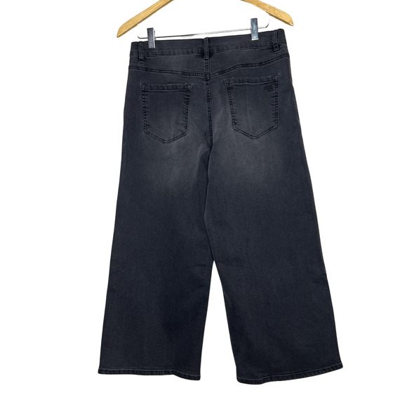 DG2 by Diane Gilman Wide Leg Crop Jeans Embroidered Frayed Hem Washed Black - Picture 7 of 11